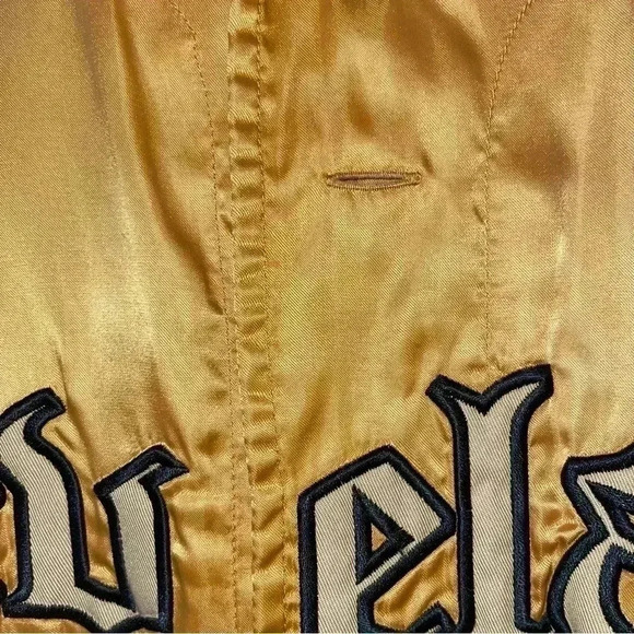 Cleveland STARTER vintage short sleeve button up shirt Men’s size large - Picture 3 of 9